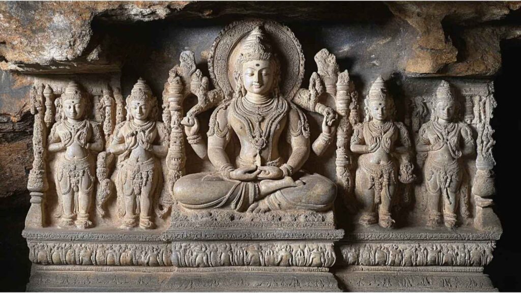 The Symbolism and Creation of Murtis